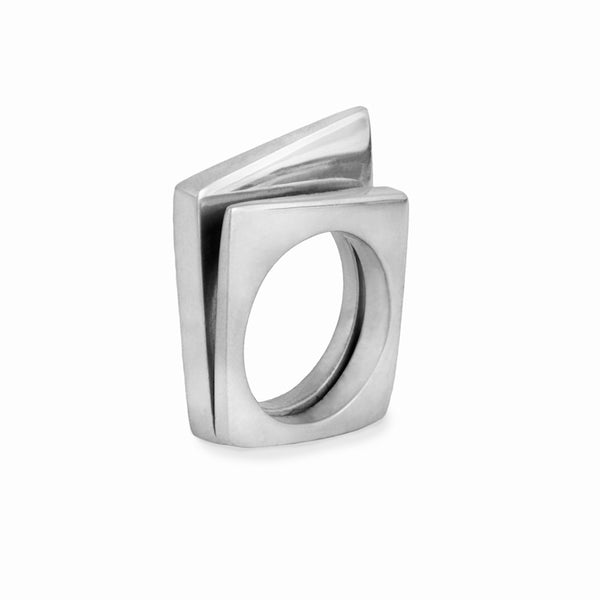 Elke Van Dyke Design Ice Shard Ring Set side view in sterling silver