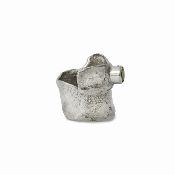 Elke Van Dyke Design Glacier Peridot Ring front view, one-of-a-kind sculptural jewelry, handcrafted in sterling silver.