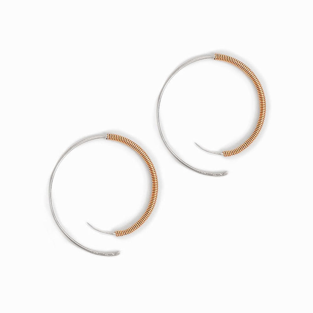 Elke Van Dyke Design Gold Spiralight Hoop Threader Earrings laying flat